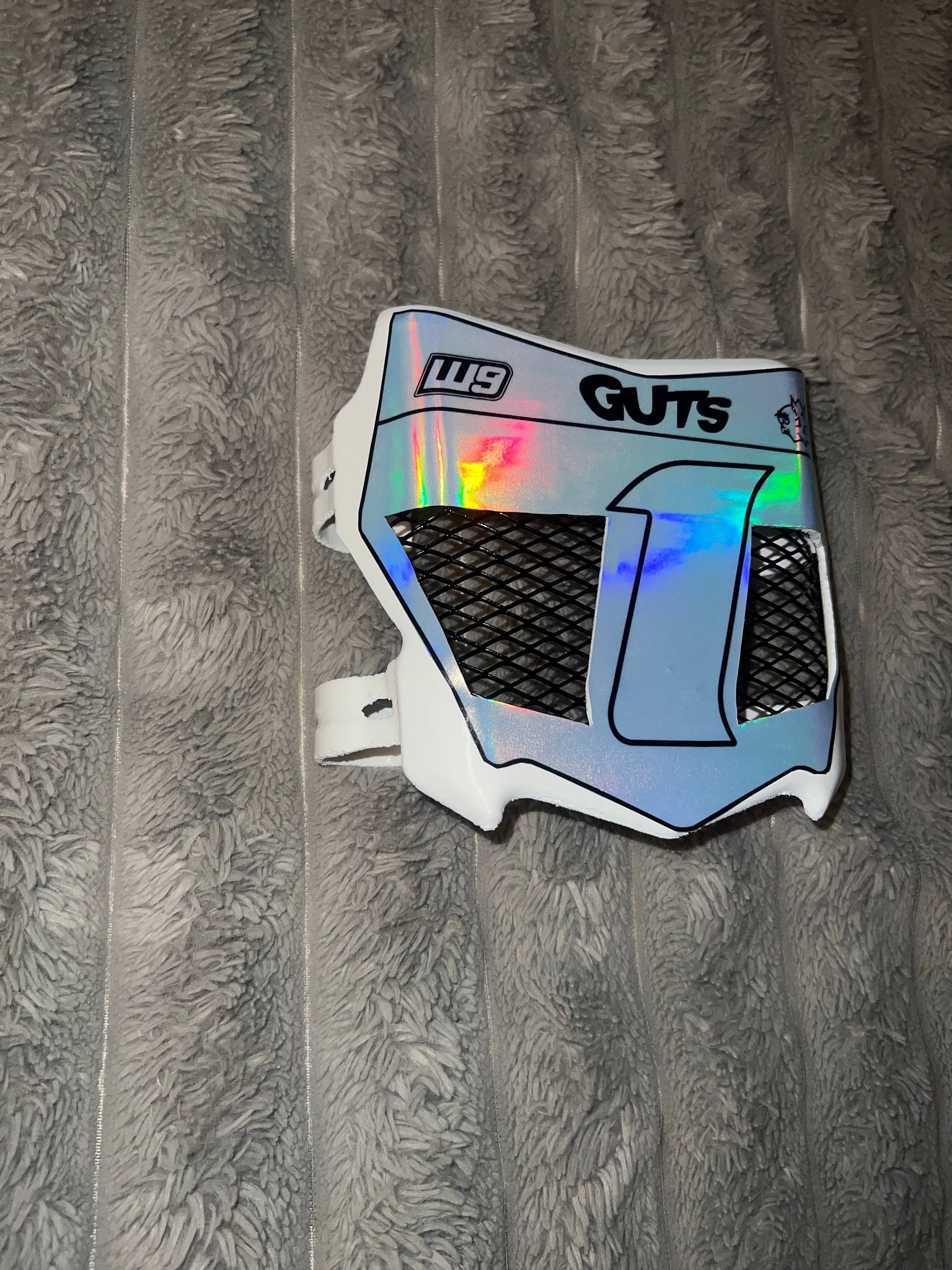 Motocutz vented glossy white edition