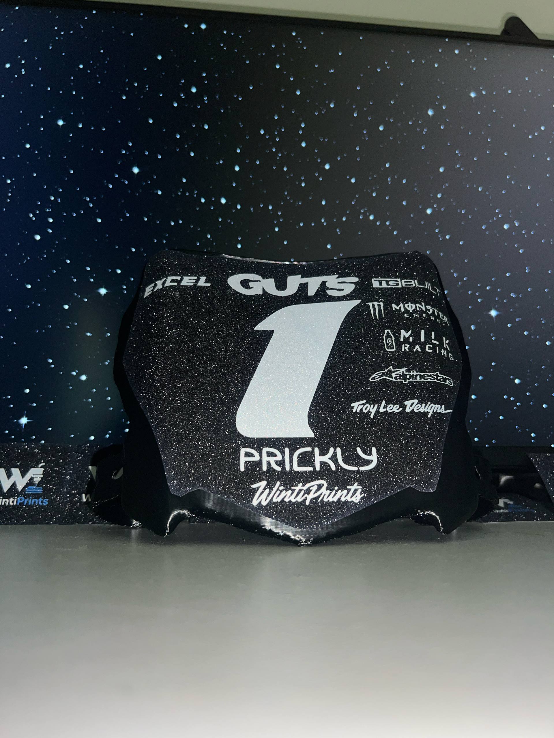 motocutz plate with decal